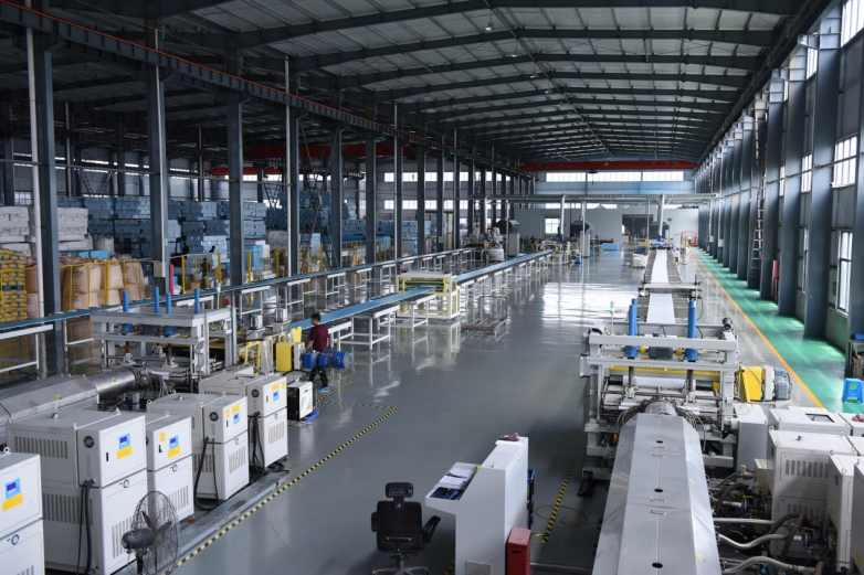 实力见证 绿羽荣膺“全国销量第一”，信息系统集成服务引领地暖保温行业新纪元